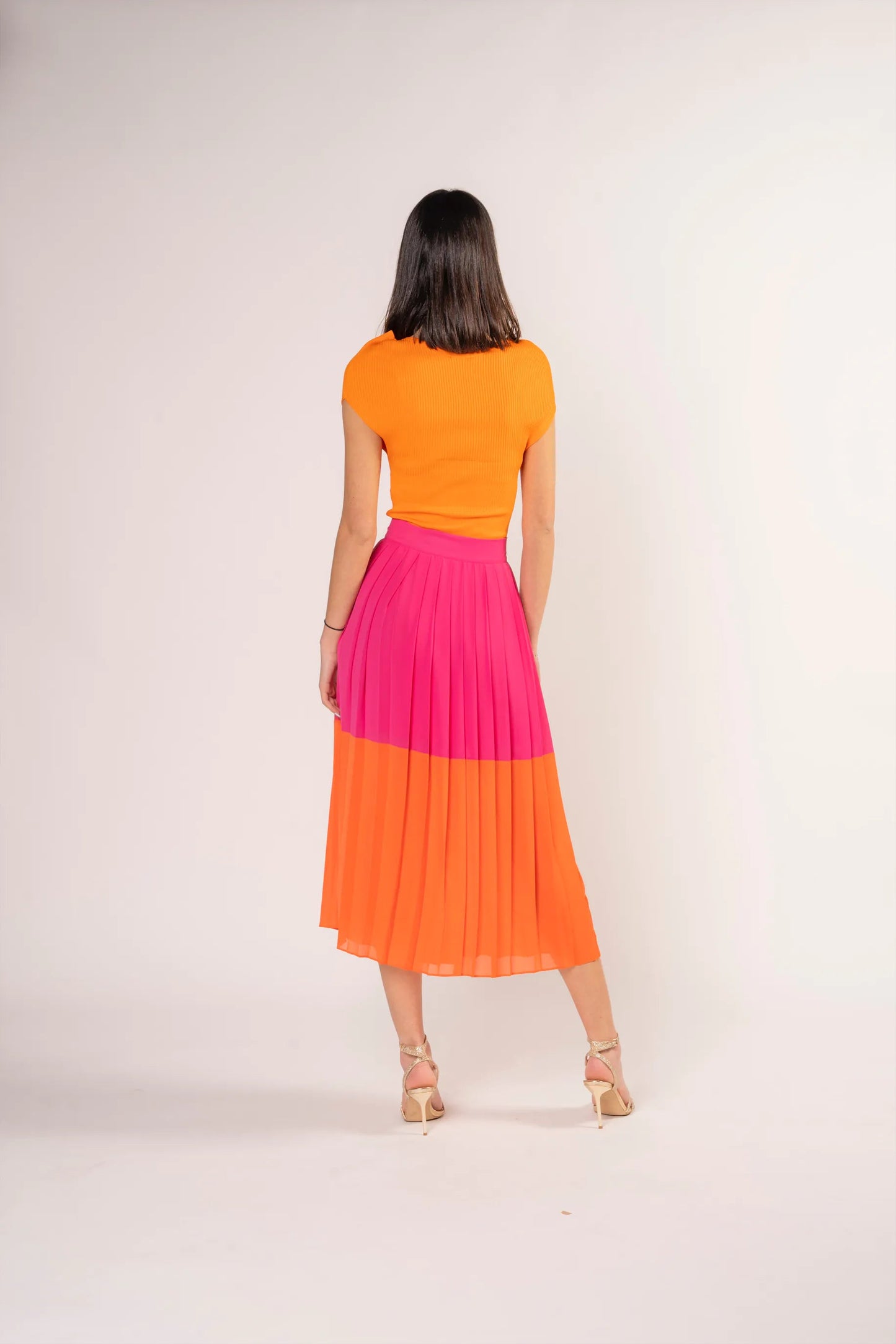 Orange vs Pink skirt